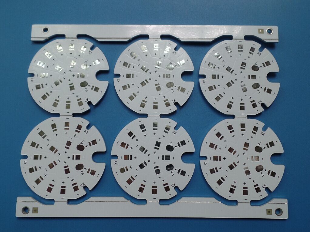 রজার্স ম্যাটেরিয়াল বেস পিসিবি ROHS SMT ENIG DIY মেটাল পিসিবি বোর্ড সার্কিট 5G নেটওয়ার্ক