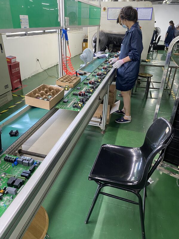 সংযুক্তি জন্য ০.২ থেকে ৬মিমি বোর্ড পুরুত্ব এবং ROHS মান পূরণ করতে ডিজাইন করা ০.১মিমি সর্বনিম্ন ছিদ্র ব্যাস সহ কমিউনিকেশন পিসিবি অ্যাসেম্বলি