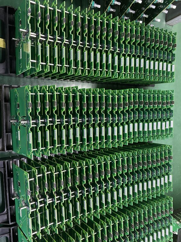 কপার ৪ওজেড ইন্ডাস্ট্রিয়াল পিসিবি অ্যাসেম্বলি কাস্টমাইজড হ্যাঁ জটিল ইলেকট্রনিক অ্যাপ্লিকেশনের সমাধান এবং টেকসই সার্কিট বোর্ডের জন্য